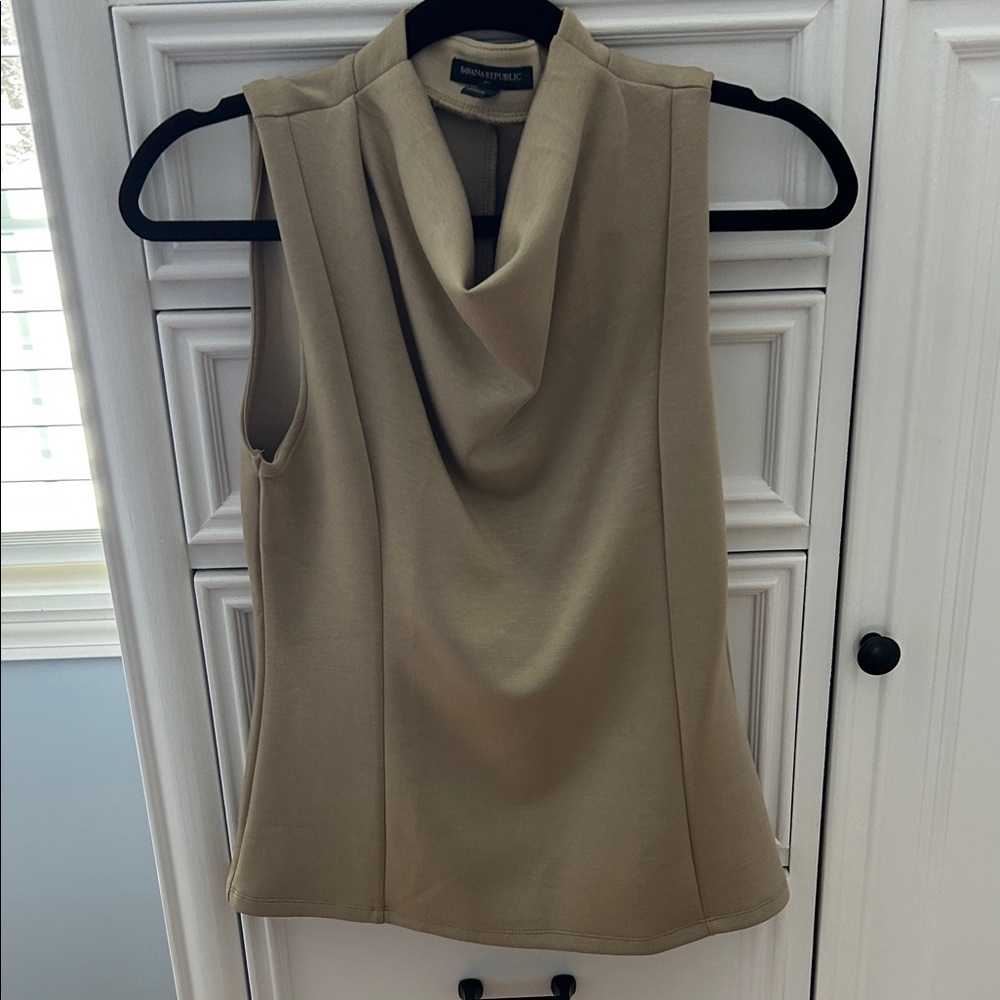 Banana Republic Beige Sleeveless Blouse